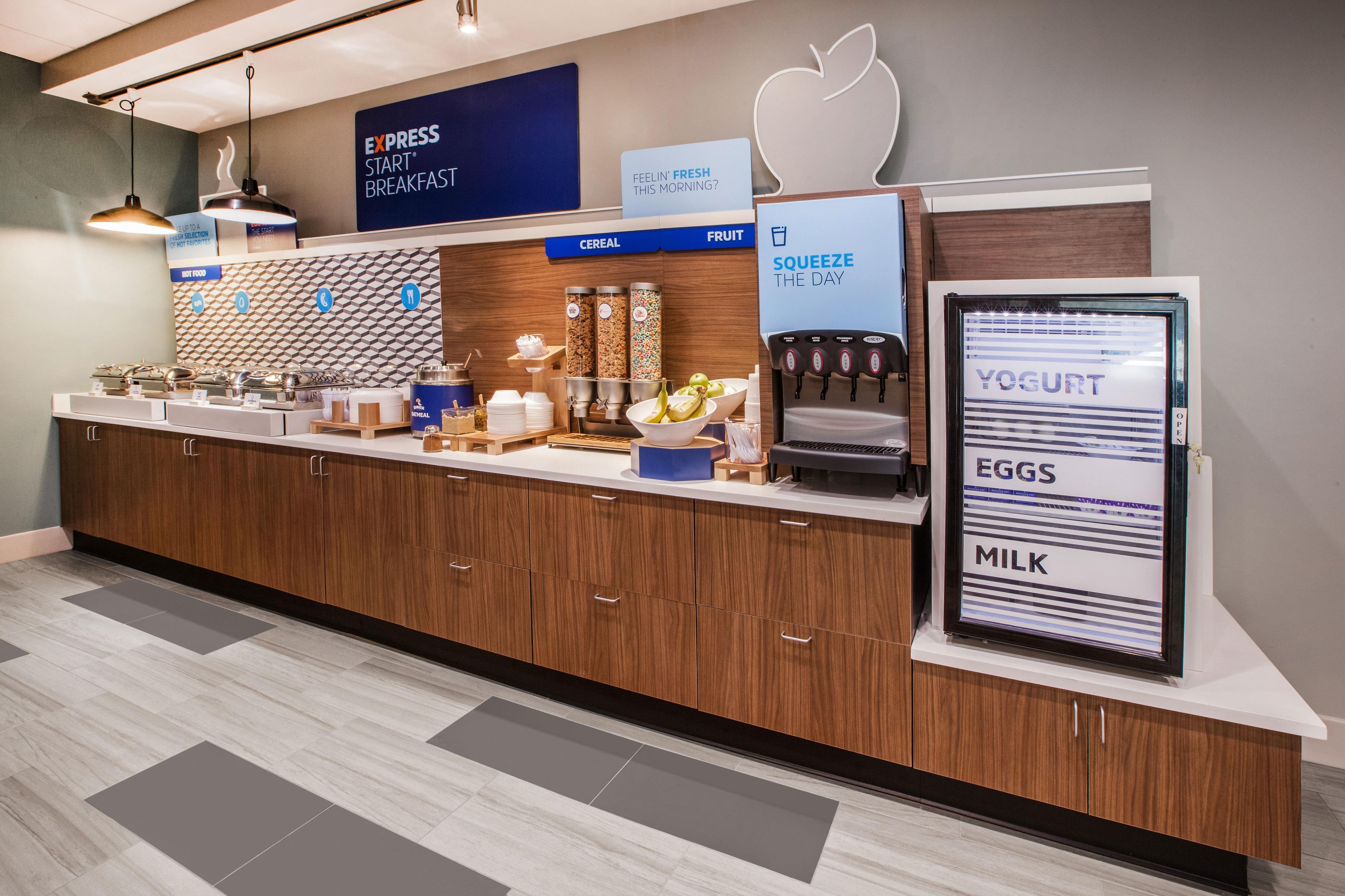 Holiday Inn Express & Suites Denver North - Thornton By Ihg Buitenkant foto